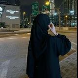 لـ عُيُـــونِهَـا .