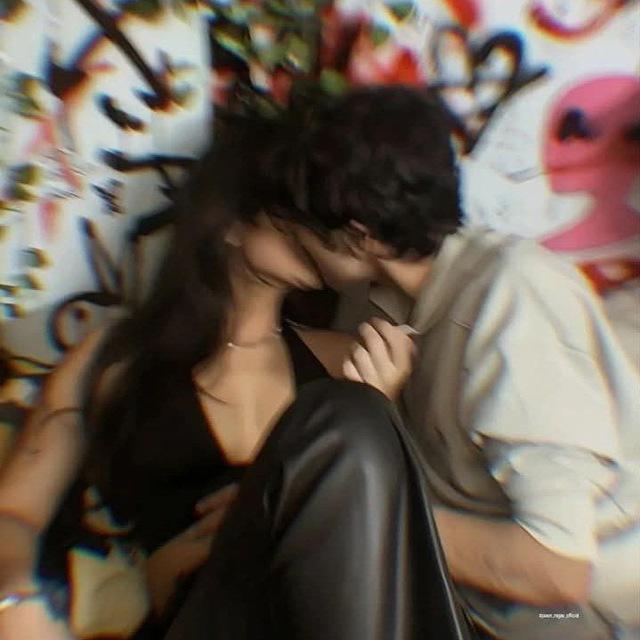 𝖱𝗈𝗆𝖺𝗇𝗍𝗂𝖼 𝗁𝗈𝗎𝗋 ❤️‍🩹