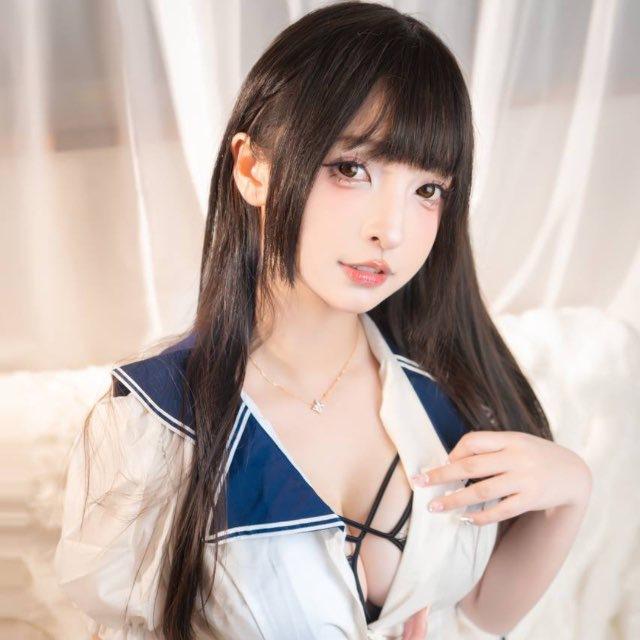 【每日必操】白虎少女萝莉Cos反差婊