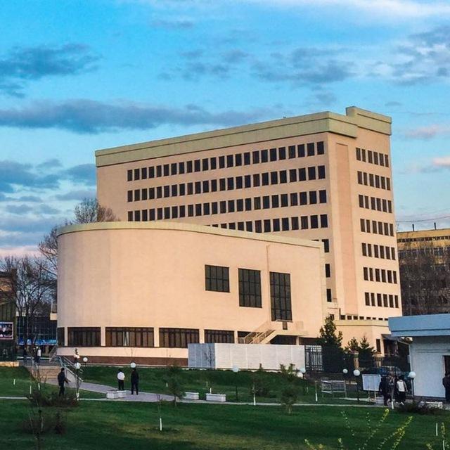 lyceum_wiut_uz
