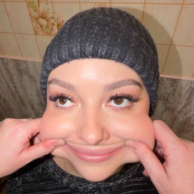 Анжела Шарова