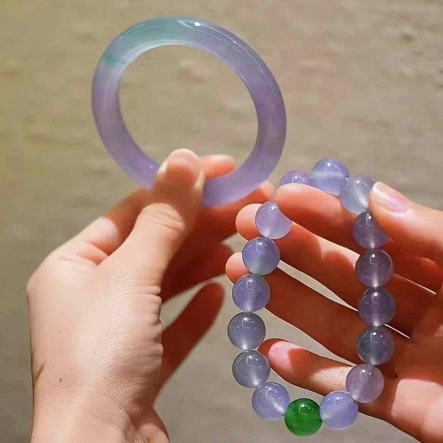 1+1翡翠