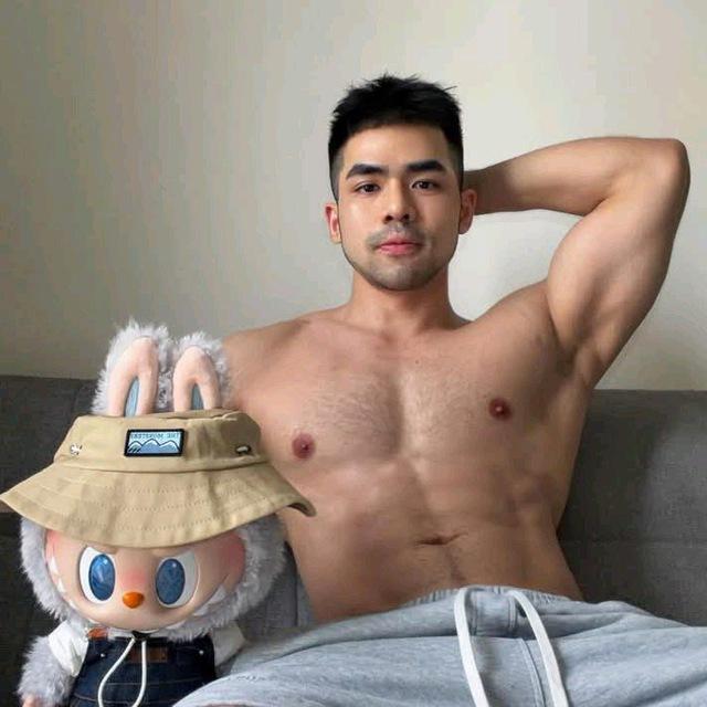 Straight Vietnamese Boys