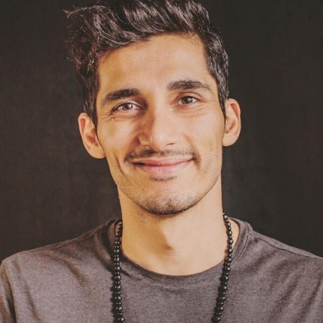 Hosein_aura