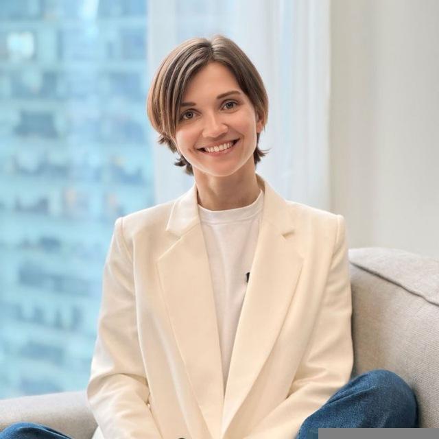 Юрист дизайнеров интерьера Елена Крюкова