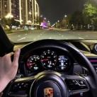 Hình ảnh lái xe