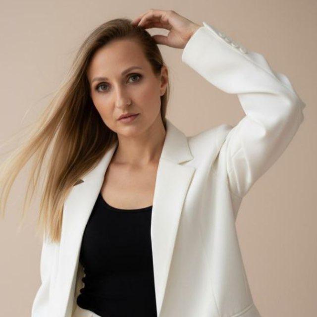 Елена Солдатова | Бизнес-психолог | Мастер расстановок | Эксперт по психологии денег