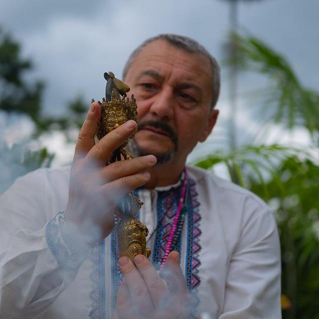 Виктор Алексеев | ЦЕЛИТЕЛЬ🌿