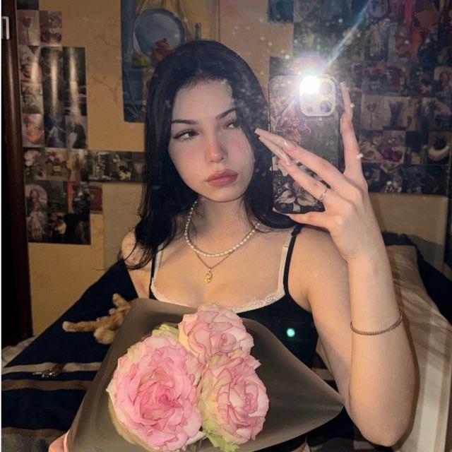 🌸