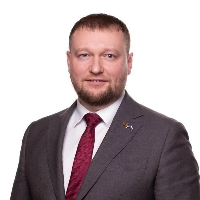 Депутат Смирнов Владимир