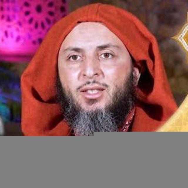 تجمع سماع حلقات سيرة الحبيب.