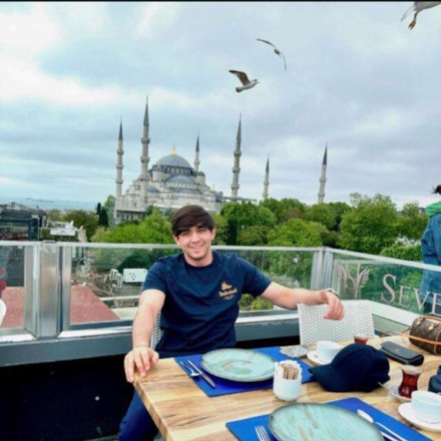 SHOKH AKE