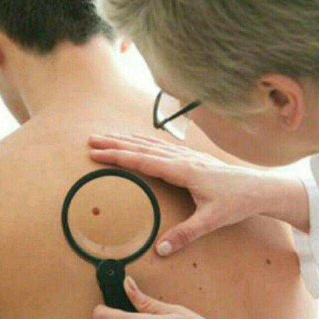 مكتبة أطباء الجلد و التجميل في سورية