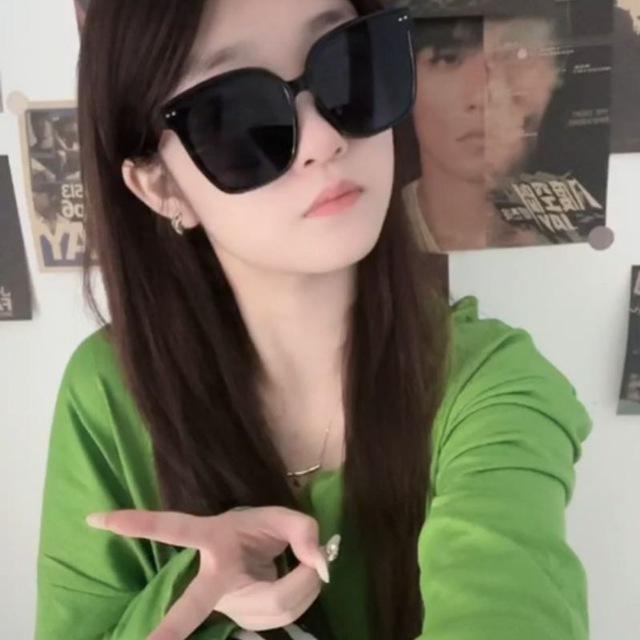 宝安艺涵的快乐小窝