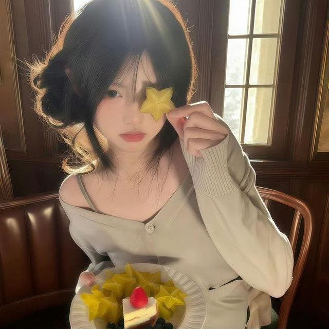 ♡♡𝗖𝙝𝙖𝙣𝗲𝗹 𝗕𝙮 𝗠𝗮 𝗠𝗮♡♡