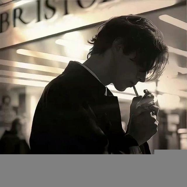 ◟ِ.🇨🇭𓂐 ᴴᴱᴬᵀ ²⁰¹² ⤸ٰ.• 🚬.