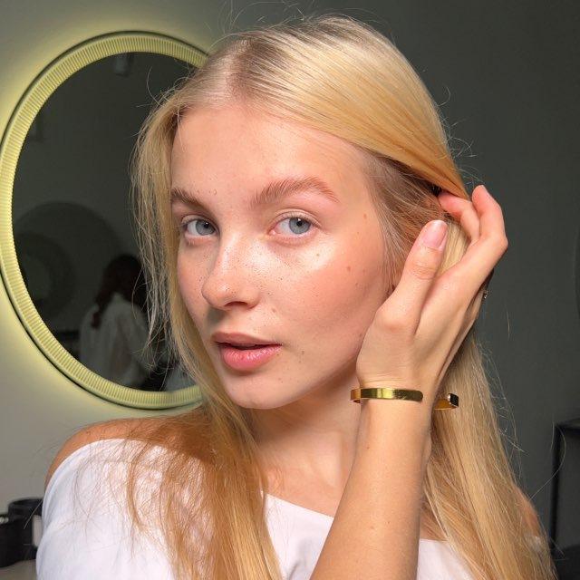 arina volkova