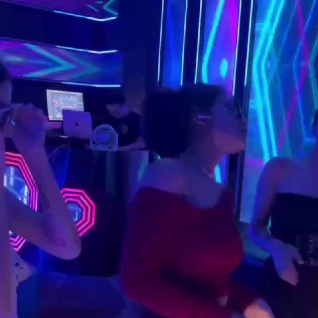华强/东南亚漂流记包厢文化