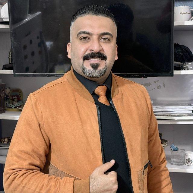 الأستاذ مالك محمد القريشي