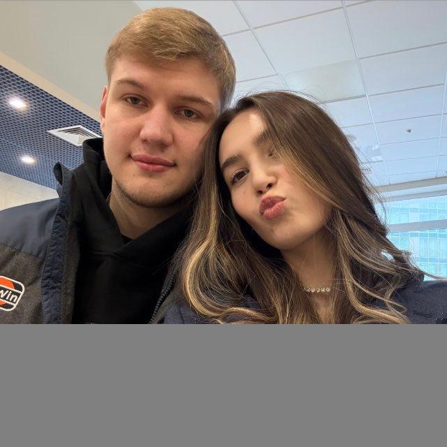 Жена баскетболиста