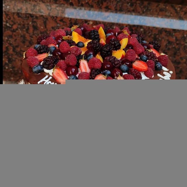 Принимаю заказы на торты🎂+998904572467 У нас есть доставка по городу Самарканд🚘