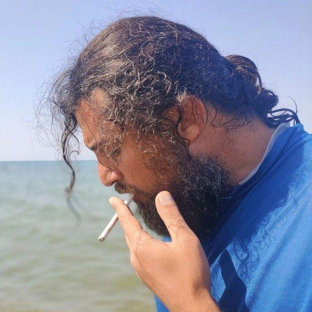 از طاقت شاخه‌های نازک...