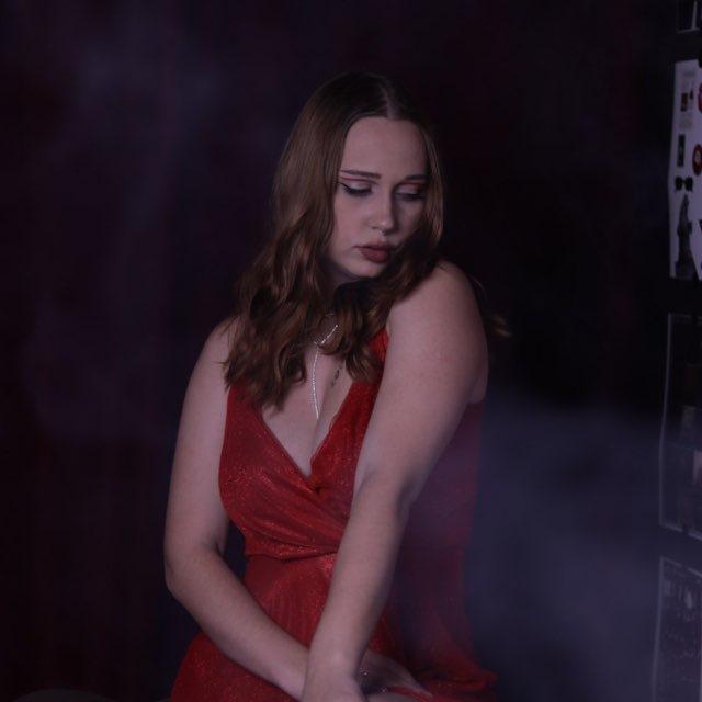 𝒵𝑜𝓎𝒶 𝒟𝑜𝓈𝓉𝑜𝓋𝒶𝓁𝑜𝓋𝒶
