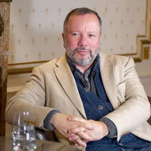 DR. MARKUS KRALL OFFIZIELL