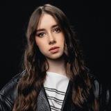 Vlada Kay official