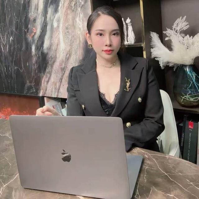 𝙇𝘼𝘿𝙔 𝙏𝙍𝘼̂𝙈 𝘼𝙉𝙃 - 𝐂𝐎̣̂𝐍𝐆 Đ𝐎̂̀𝐍𝐆 𝐊𝐈𝐄̂́𝐌 𝐓𝐈𝐄̂̀𝐍 𝐒𝐎̂́ 𝟏 𝐕𝐈𝐄̣̂𝐓 𝐍𝐀𝐌