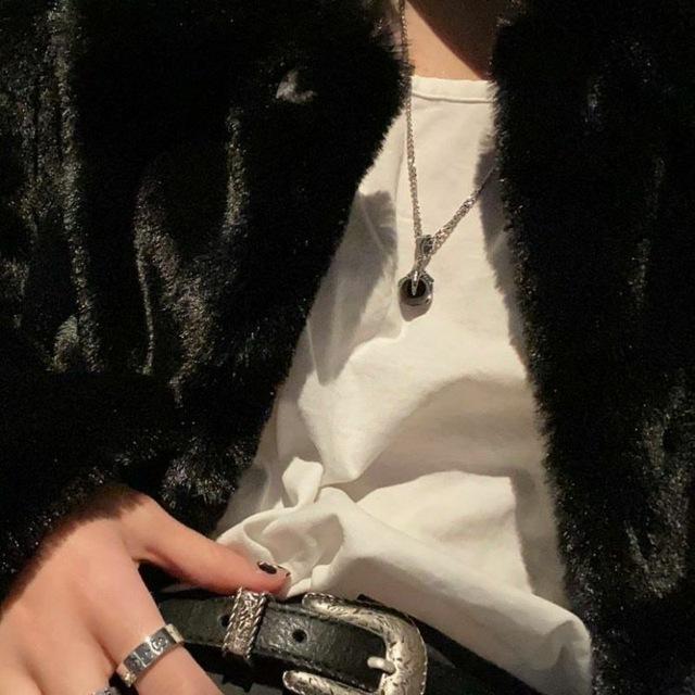 𝖱︎𝖾𝗏︎𝖾𝖤︎𝗆︎𝗈x