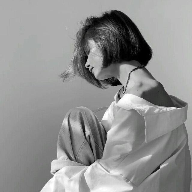 تنهـاےِ تنهـاـےِ تنهـا 