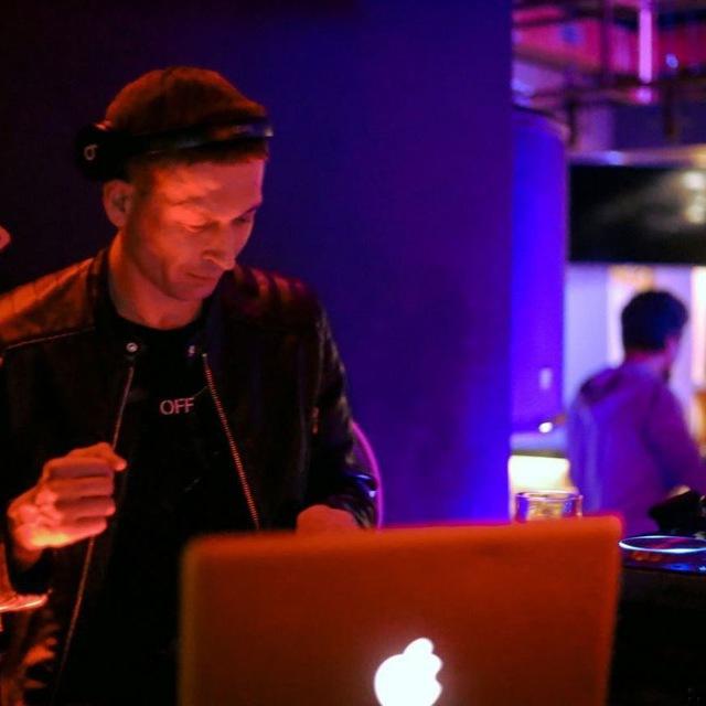 DJ GENEZZIS👻