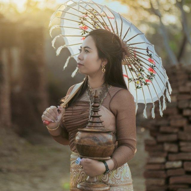 Shwe Nang Htike Official