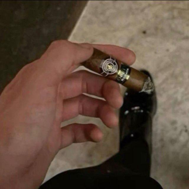 ᷂زُهـِيـر 𝐀𝐥𝐅𝐢𝐭𝐮𝐫𝐢