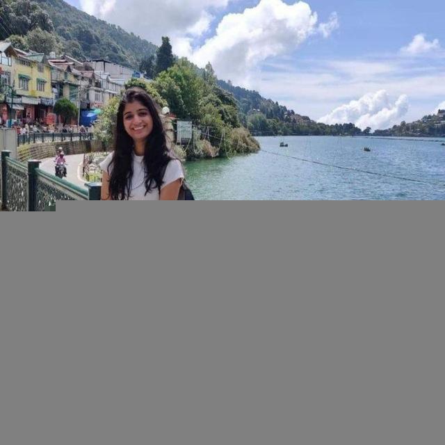 Garima lohia IAS (AIR 2 CSE)