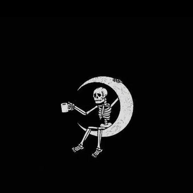 لَيْل_Lail🖤☕️.