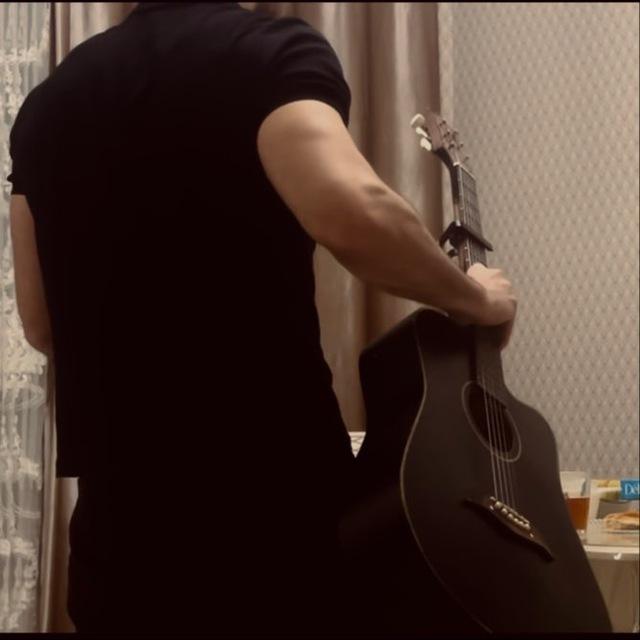 𝐃𝐄𝐍𝐈