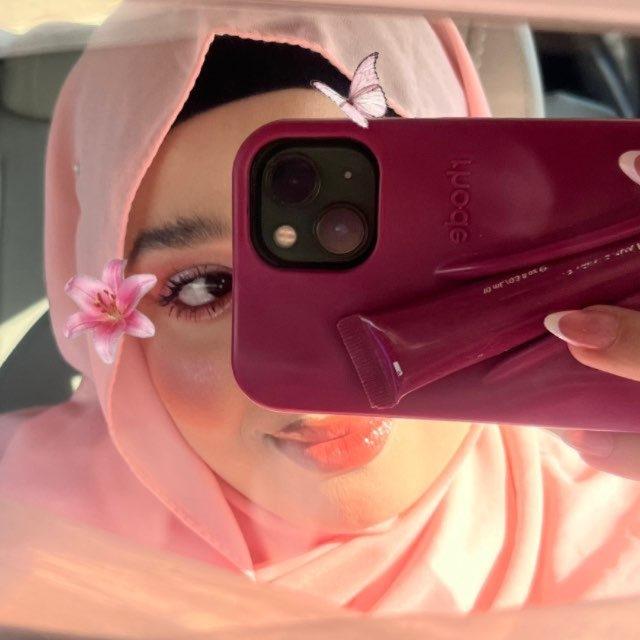 𝟾𝟷𝟼