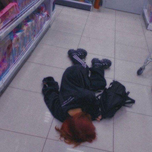 Жаба в подъезде!!