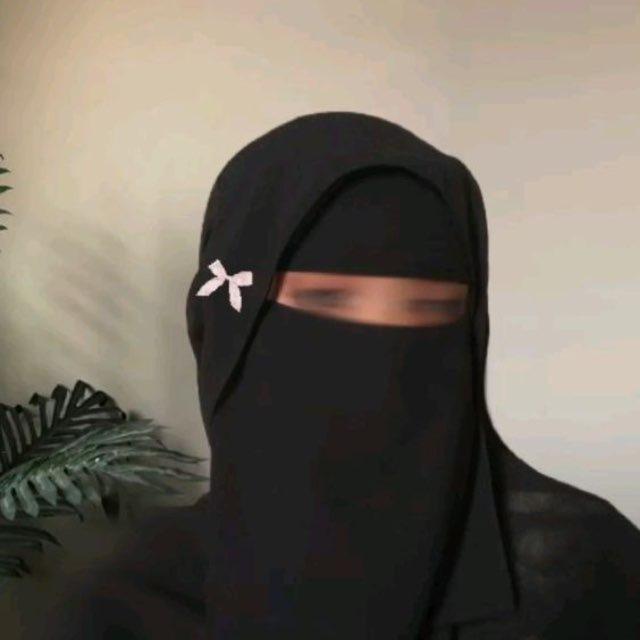 - أسّـمَهَـانِ •