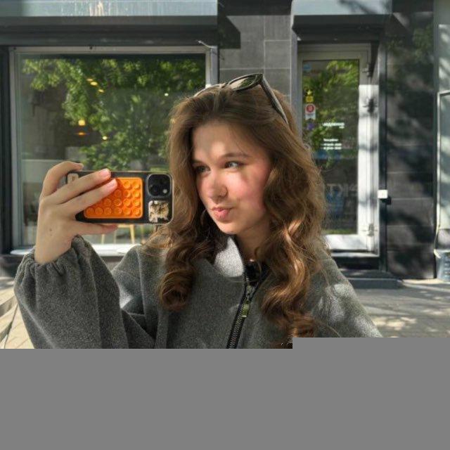 it’s me, kira