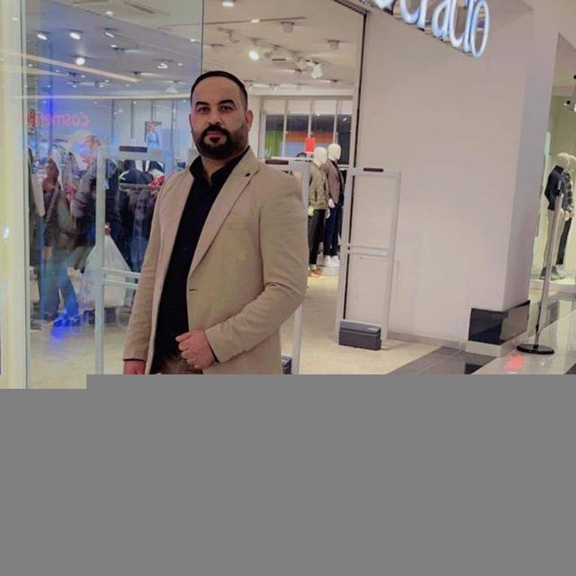 الاستاذ احمد محمد سعيد مدرس الرياضيات